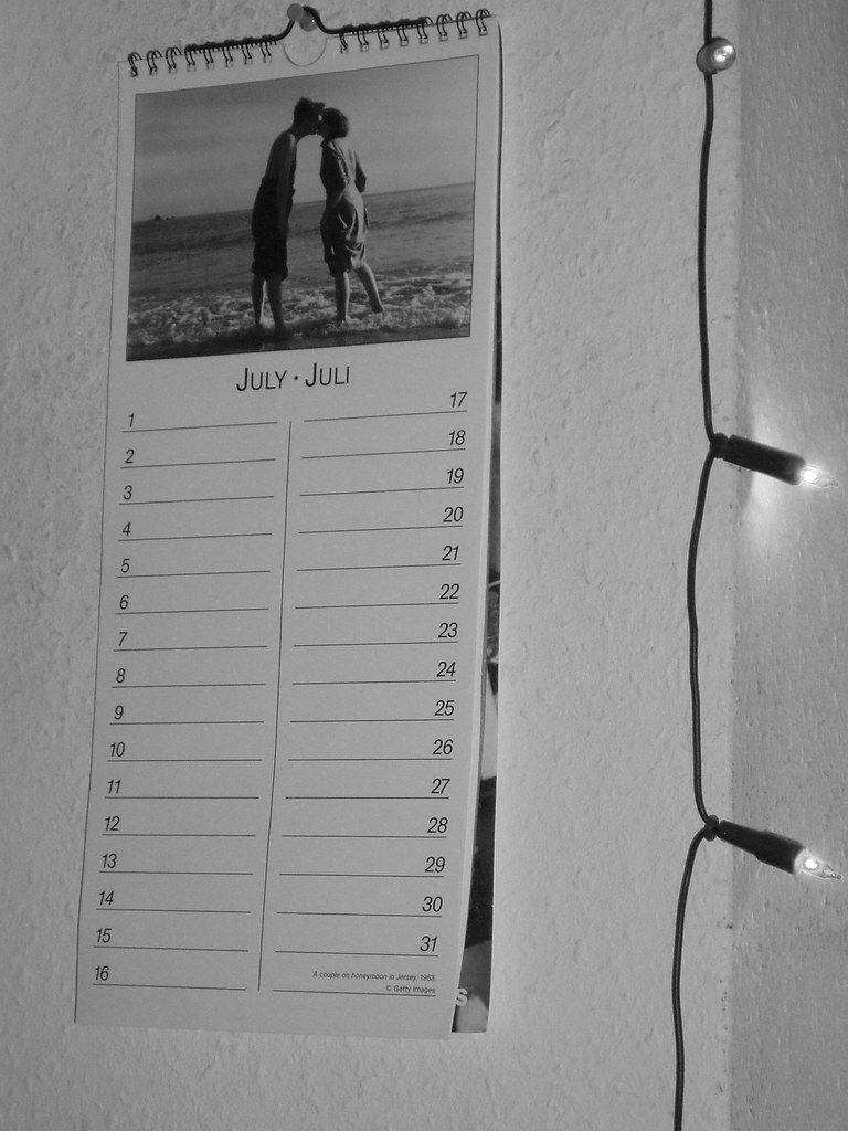 Calendar showing a deadline